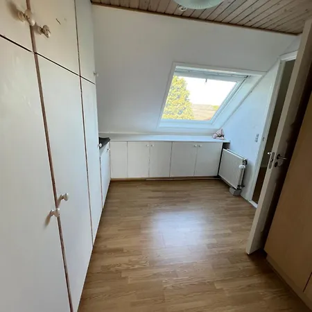 Vila Hyggelige 200kvm Udenfor Taet Pa