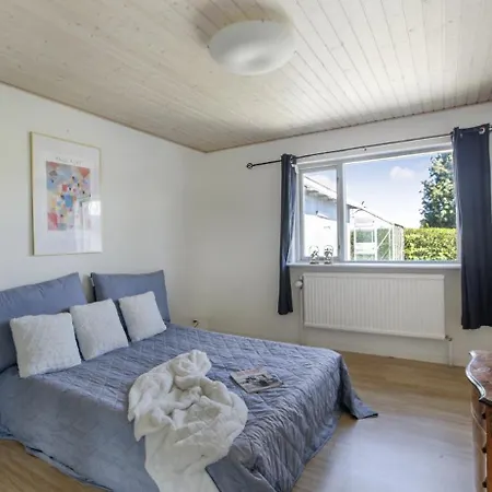 Villa Hyggelige 200kvm Udenfor Taet Pa