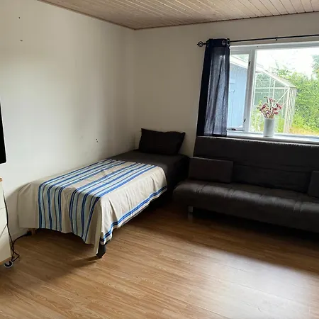 Vila Hyggelige 200kvm Udenfor Taet Pa